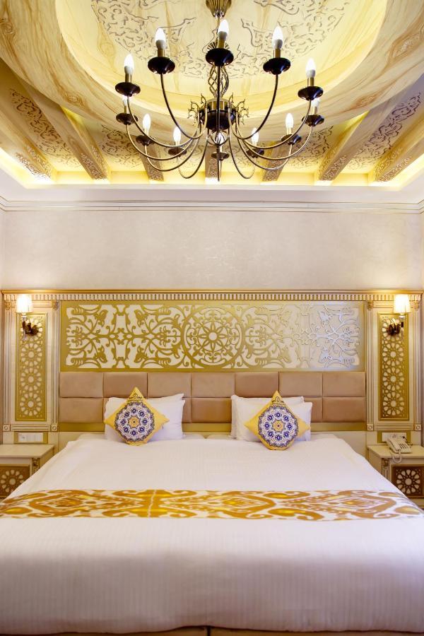 Zarafshon Boutique Hotel ヒヴァ エクステリア 写真